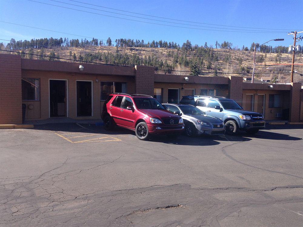 Snow Peak Inn Flagstaff Bagian luar foto
